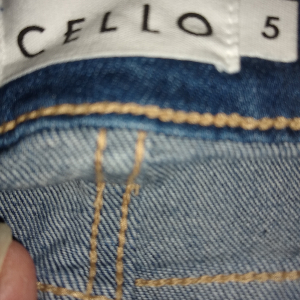 Cello (NWT) Women's Ripped Dark Blue Skinny Jeans - Picture 3 of 5